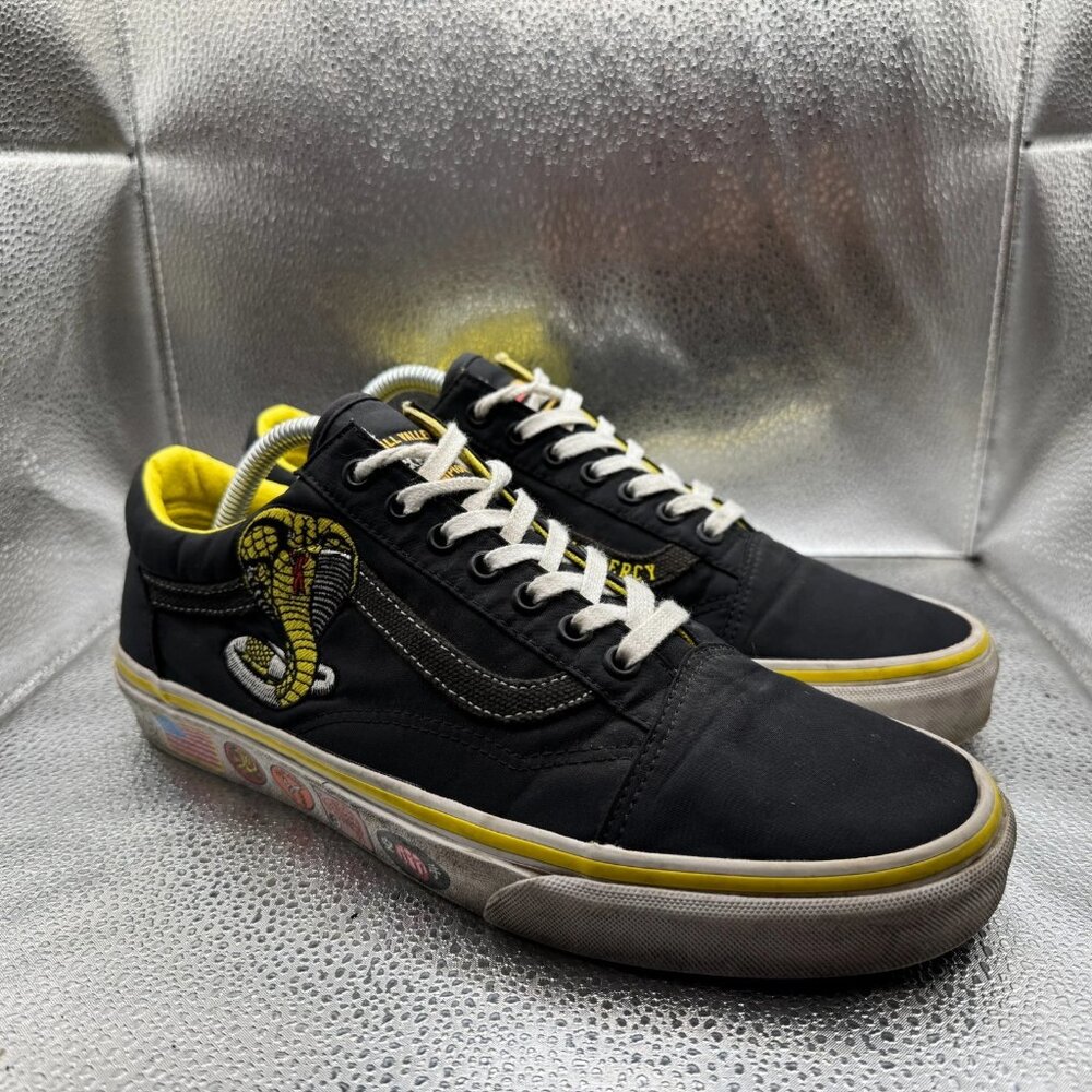 Size M9.5/W11 Vans X‎ Cobra Kai Old Skool Black Unisex Lace-Up Sneaker 507452